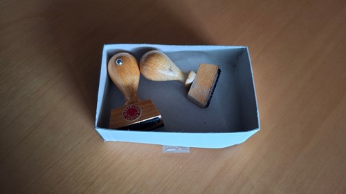Uralte stempel copyright und - uralte,